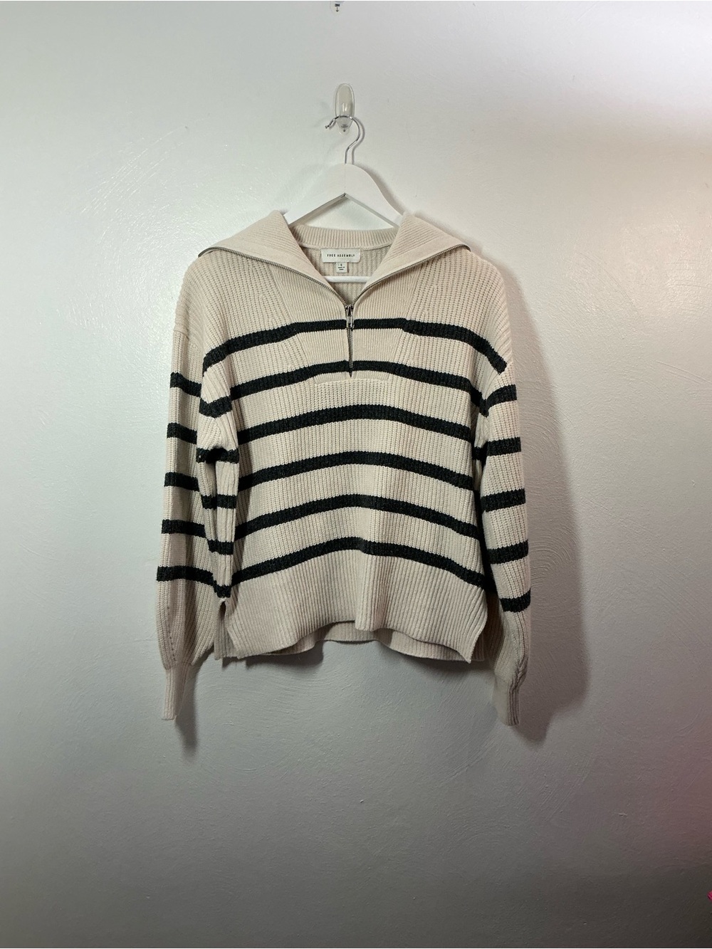 Free Assembly Striped Half-Zip Cowl Sweater Size Small